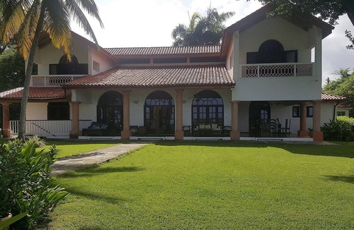 Playa Chiquita Villa | 8BD Colonial Oceanfront Villa with private pool/garden/billiard