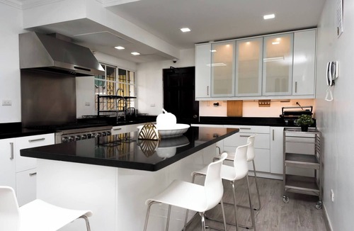Santo Domingo Apartment | 8bdr Penthouse With Private Rooftop & Jacuzzi