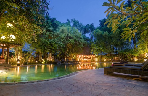 Tibubeneng Villa | 9 Bdr-Last Minute Deal 50%+ OFF! Close To Beach
