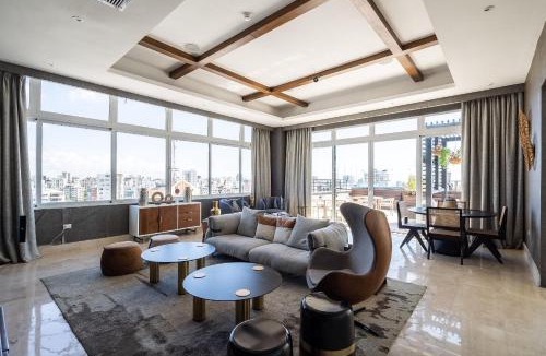 Downtown Santo Domingo House | 9+Ocho Suites by Yellowkey