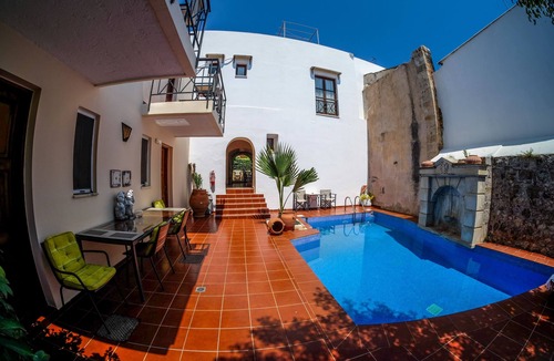 Atsipopoulo Apartment | 9 -Relaxing Holiday Home with Privacy & Freedom