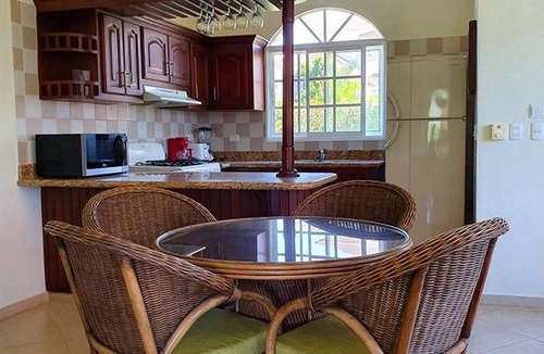 Urbanizacion Tavarez Villa | 9BD guest-friendly complex in central Sosua, 2 pools, WiFi/AC/cable TV/BBQ