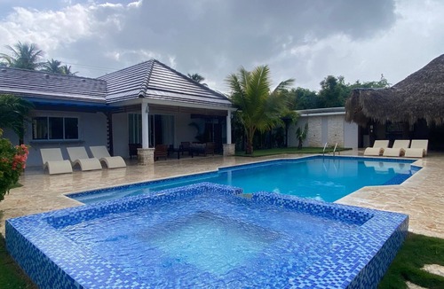 Sosua Villa | 9BR/11BA Villa: Outdoor Jacuzzi, Billiard & Beach Access