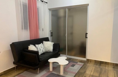 La Caleta Apartment | A 7 MINUTOS del Aeropuerto Las Américas SDQ. Moderno y Compacto Apartamento.