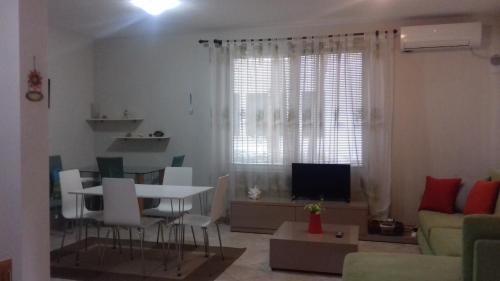 Golem Apartment | A beautiful Beach house Marea Resort