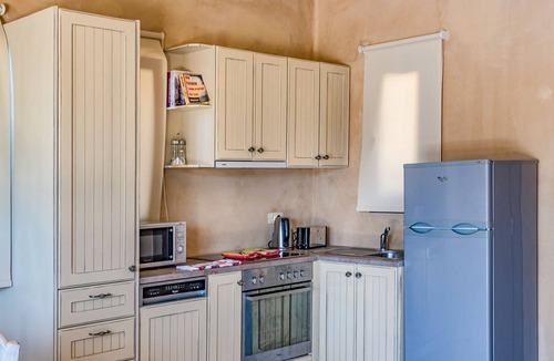 Sarlata Villa | A Charming 2 bedroom Villa, 2 Bathrooms, Private Pool, Short walk to the beach