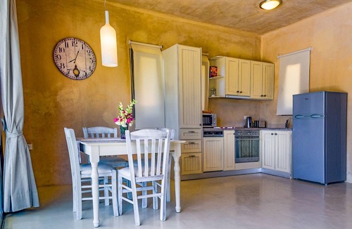 Sarlata Villa | A Charming 2 bedroom Villa, 2 Bathrooms, Private Pool, Short walk to the beach