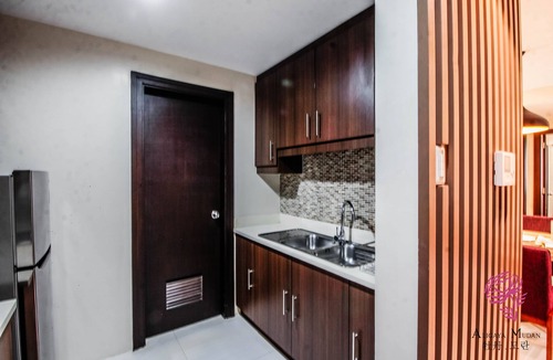 Cebu Condo | A LUXURIOUS AFFORDABLE UNIT NEAR AYALA W/3 BEDROOM