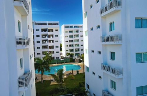 Villas Del Mar Apartment | A peaceful and cozy place with an art of the state pool and near to the beach.