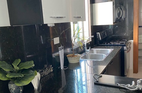 La Julia Apartment | A Piece of heaven right in the middle of the city.