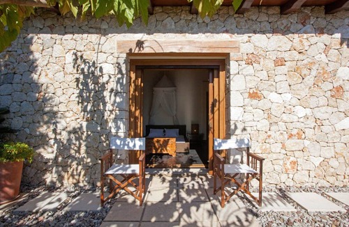 Perigiali Villa | A truly unique and spectacular Greek hideaway!