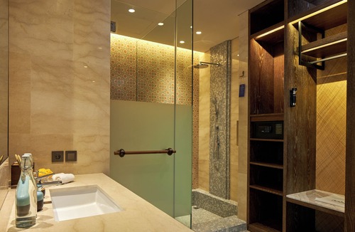 Berawa Hotel | Aahana Village Bali