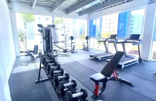 Cerro Alto Apartment | AC, Wifi, Gym, Pool, Parking, Sec. Guards 24 hrs.