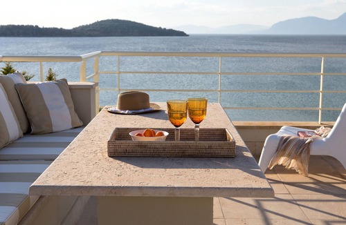 Chalcis Villa | Acanthus Villa-next to the beach- with sharing swimming pool