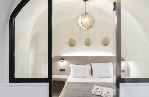 Messaria House | Acave Santorini Suites