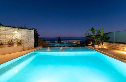 Perama Apartment | Achillion Luxury Corfu Villa