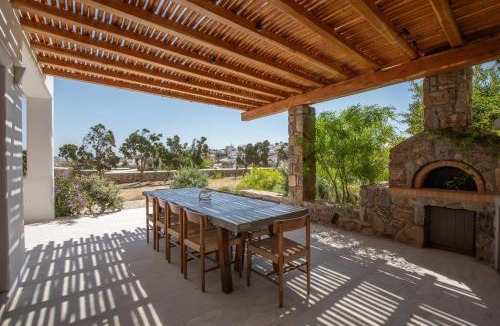 Ano Mera House | Acres Luxe, First Floor Haven & Ground Floor Retreat