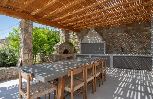 Ano Mera House | Acres Luxe, First Floor Haven & Ground Floor Retreat