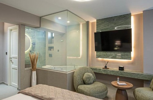 Ano Poli Apartment | Acropoleos Suites