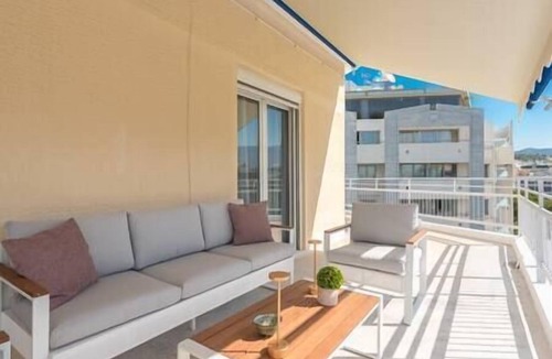 Athens City Centre Apartment | Acropolis Experience Penthouse