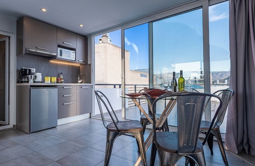 Athens City Centre Apartment | Acropolis Magical View Suite, Metro Kerameikos