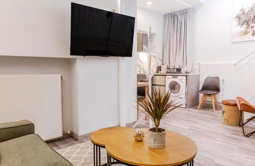 Mets Apartment | Acropolis Sunset Loft