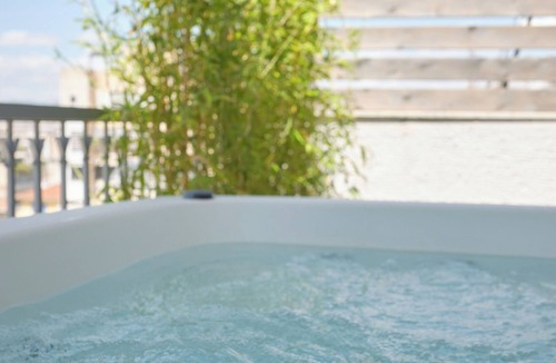 Kerameikos Apartment | Acropolis view Penthouse46 Jacuzzi Quality living