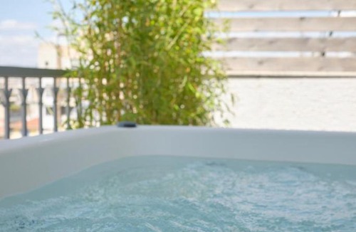 Kerameikos Apartment | Acropolis view Penthouse46 Jacuzzi Quality living