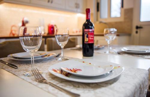 Menegata Apartment | Adelinas' Apartment