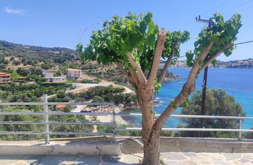 Agii Apostoli House | Aegean Beachfront Apartments