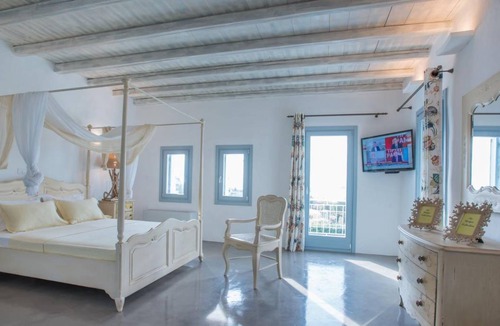 Chrissi Akti Villa | Aelia Paros Villas Superior Villa with Private Swimming Pool