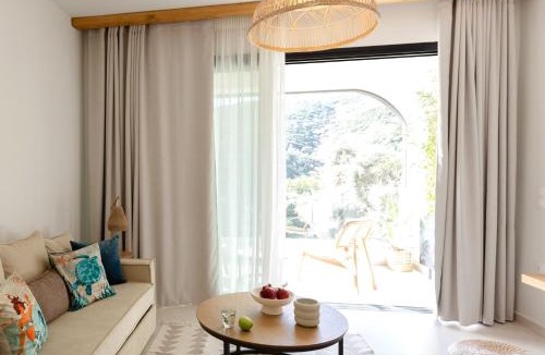 Mikros Gialos Apartment | Aella Exclusive Residences Lefkada