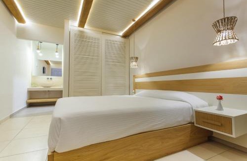 Mykonos Town Hotel | Aeolos Resort