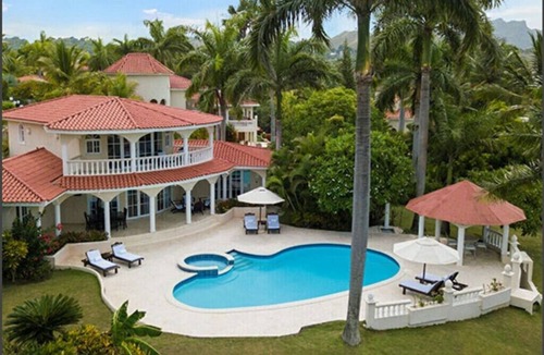 Los Maestros Villa | Affordable Cozy Villa