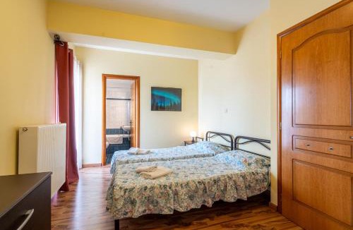 Karpenisi House | Ageri