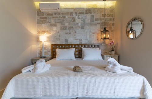 Koinira House | Agorastos Suites