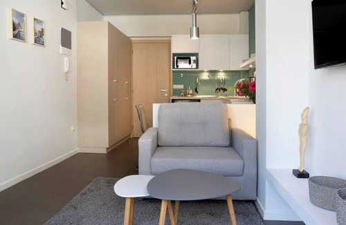 Exarhia Apartment | #AH22 Jade Studio