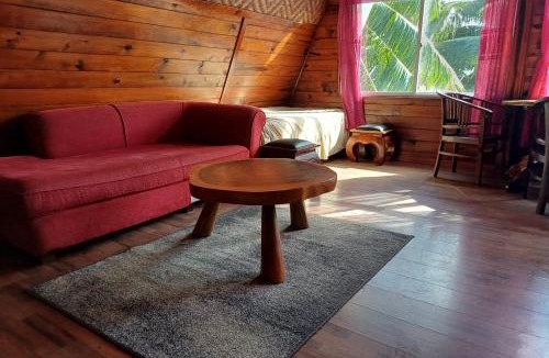 Mahina Apartment | AHONU BEACH STUDIO - Garden and sea
