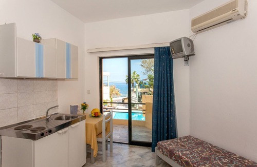 Kato Galatas Hotel | Akasti Hotel