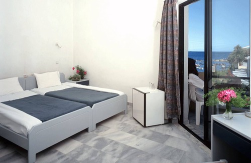 Kato Galatas Hotel | Akasti Hotel