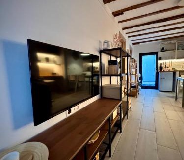 Lefkada Town Apartment | Akonelia - chora center