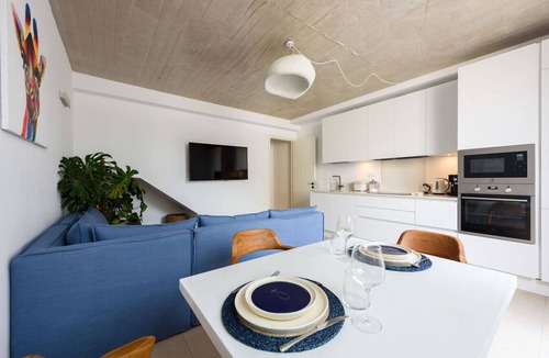 Ampelas Villa | Akoya Pearl Villa - Sea Front