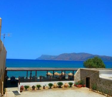 Korfalonas Apartment | Akrogiali