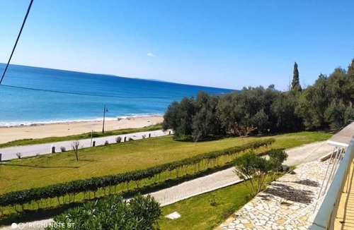 Lygia Apartment | Akrothalassia
