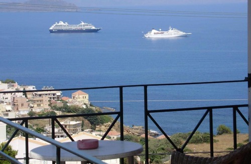 Halepa Hotel | Akrotiri Hotel