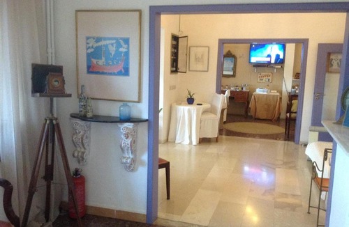 Halepa Hotel | Akrotiri Hotel