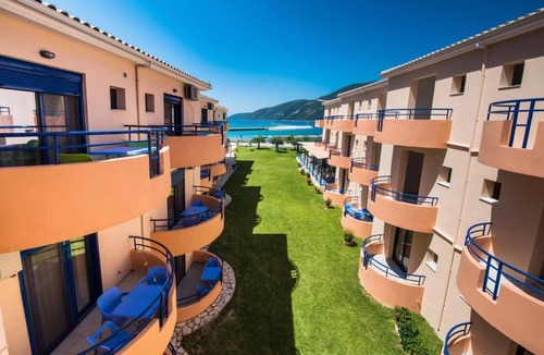 Vassiliki Hotel | Akroyiali Resort