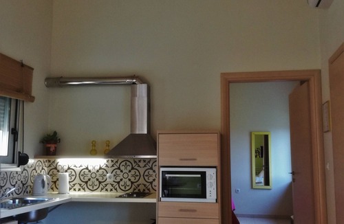 Agia Hotel | Aksos suites Accessible Accommodation