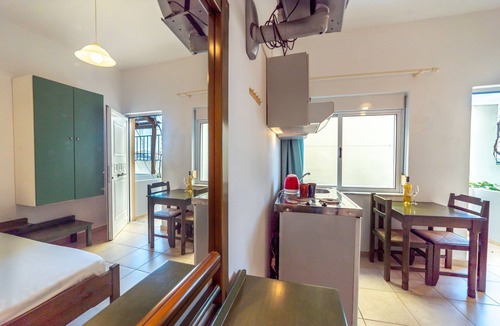 Kalyves House | Akti Galinis