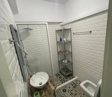 Mavrikiano Apartment | Akti Posidonos 3